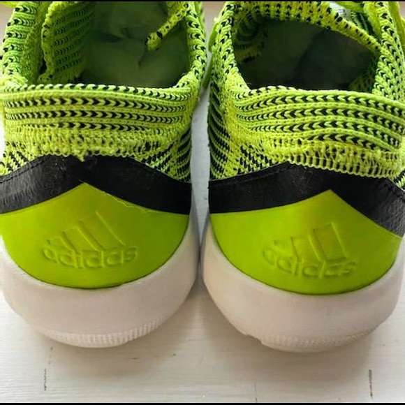 Unisex Adidas Athletic Running Shoe Size 8.5 - Picture 3 of 3